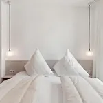 Apartment 1 Bedroom Cozy In Tossens